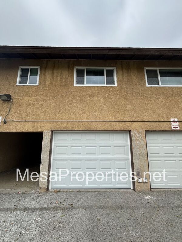 Building Photo - 1749 E Fairfield Ct