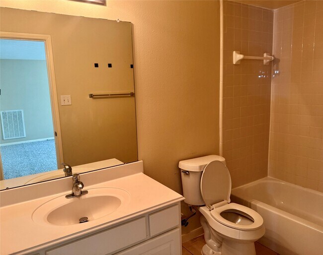 Building Photo - 2311 Slate Ridge Ln