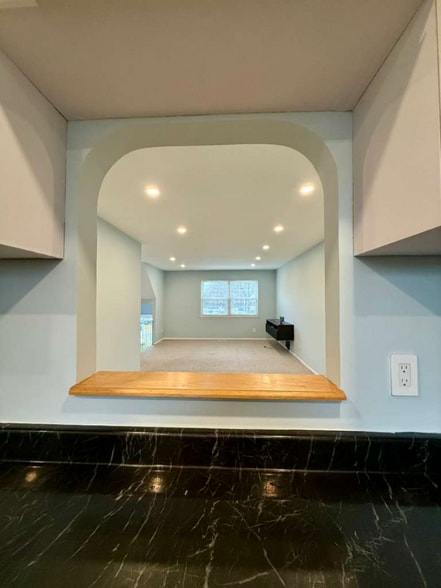 Building Photo - 315 Hometown Way