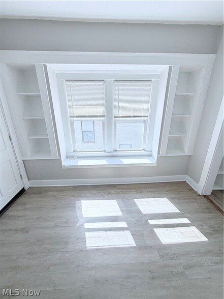 Building Photo - 3914 W 21st St