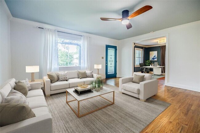 Building Photo - 183 Locust St NE