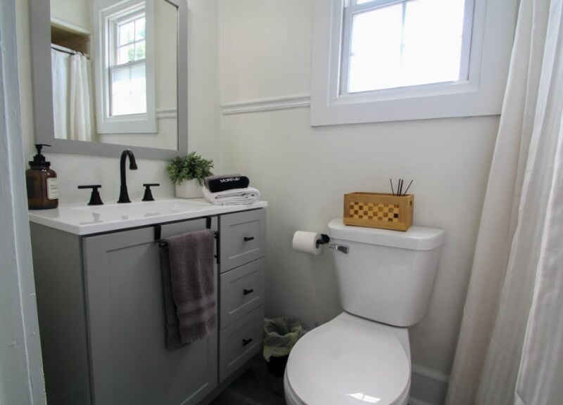 Building Photo - 1215 Eagle St