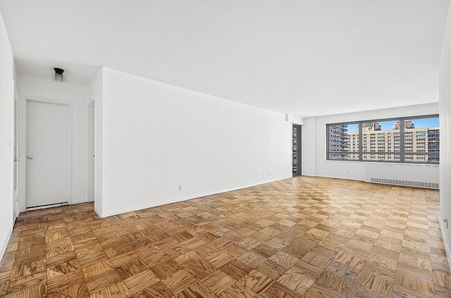 Building Photo - 170 West End Ave