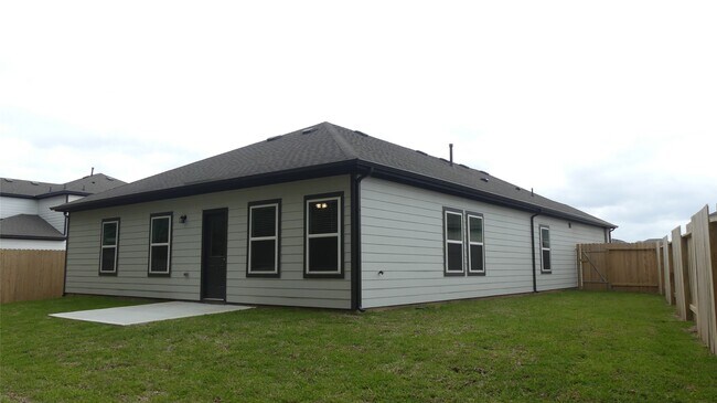 Building Photo - 9547 Caney Trails Rd