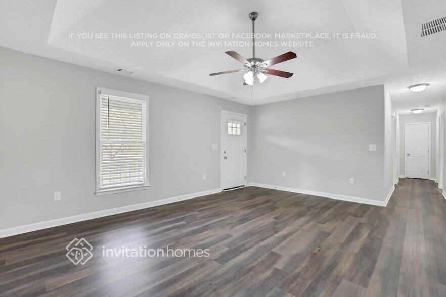 Building Photo - 25 Holly Creek Dr