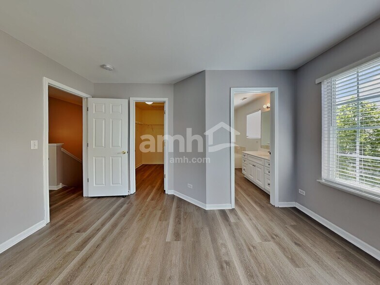 Building Photo - 312 Evergreen Cir