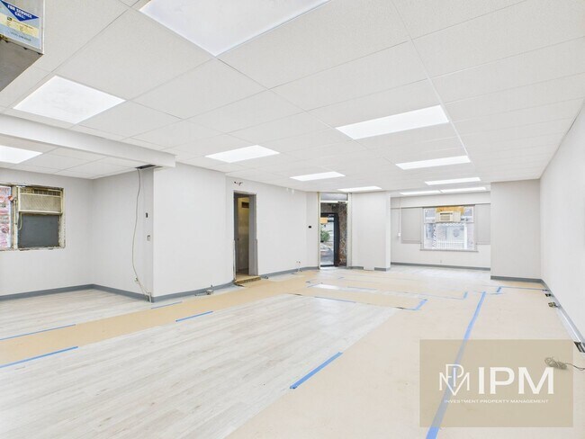 Primary Photo - 1001 W Princess St