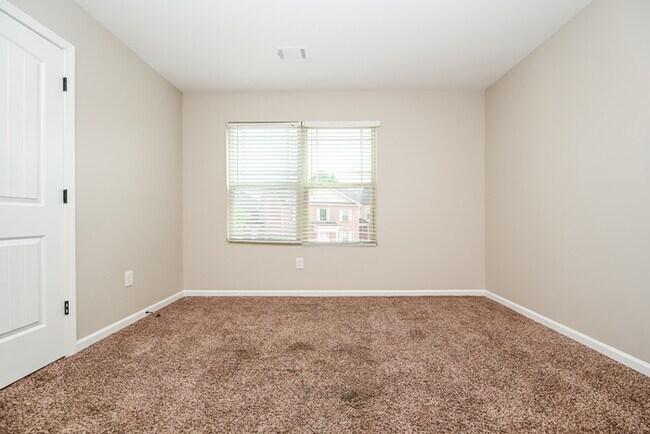 Building Photo - Comfortable and Convenient McDonough Home