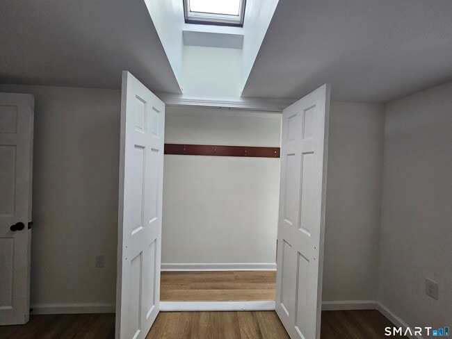 Building Photo - 27 Liberty St