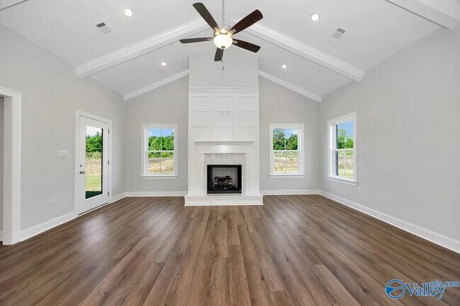 Building Photo - 16535 Hamilton Pl