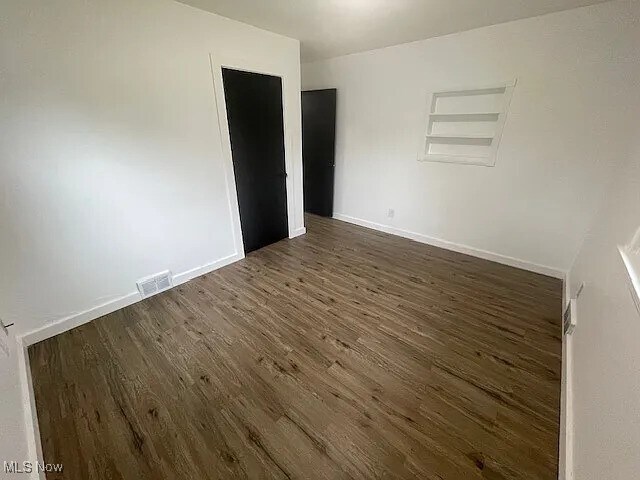 Building Photo - 602 Longmere Dr