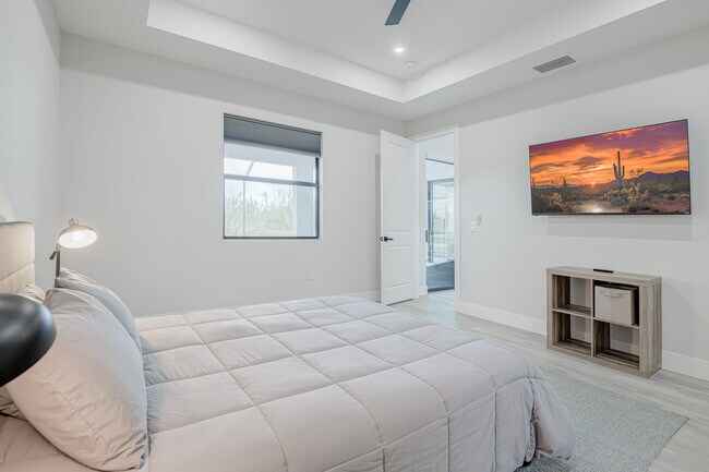 Building Photo - 3432 SW 8th St