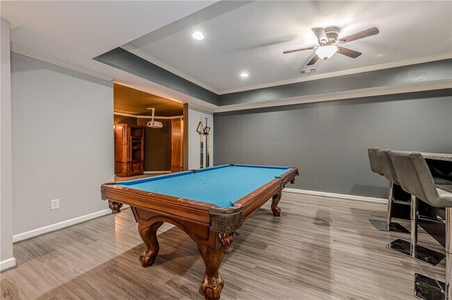 Building Photo - 927 Laurel Wood Ct