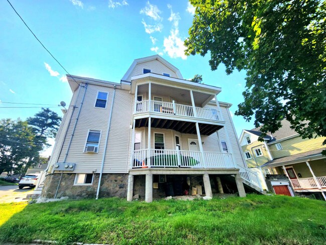 Building Photo - 5 Gleason St