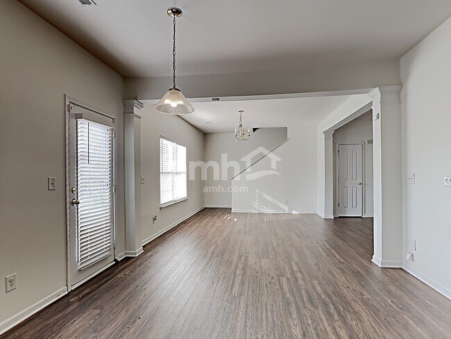 Building Photo - 5536 Stowe Derby Dr