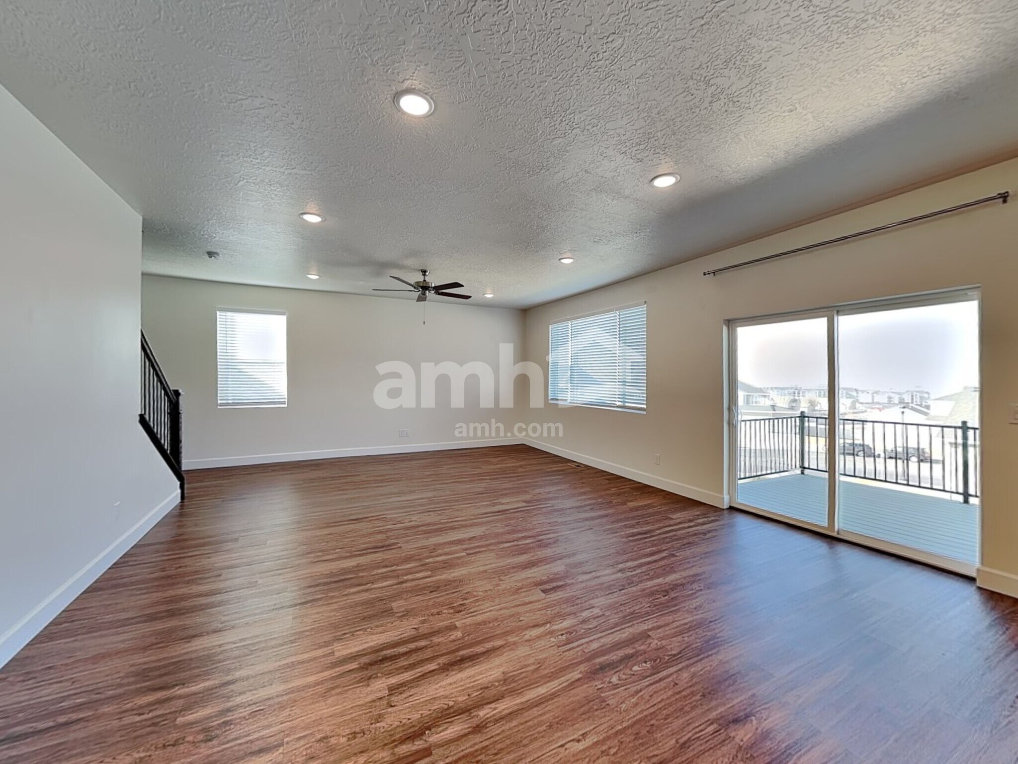 Building Photo - 1273 N Rickshaw Ln