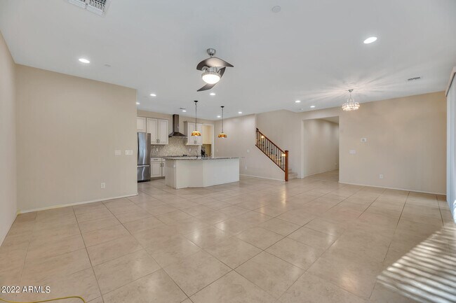 Building Photo - 4625 E Beck Ln