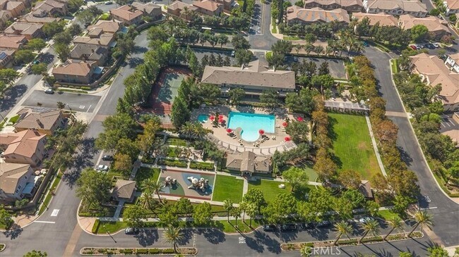 Building Photo - 15876 Parkhouse Dr