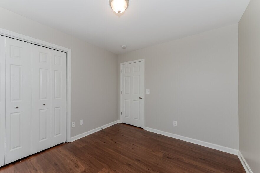 Building Photo - 2515 Patricia Cir