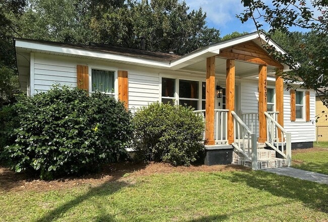 Primary Photo - 2531 Wecco St