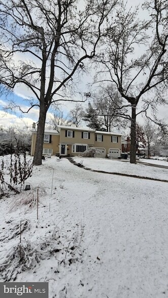 Building Photo - 2602 Turbridge Ln