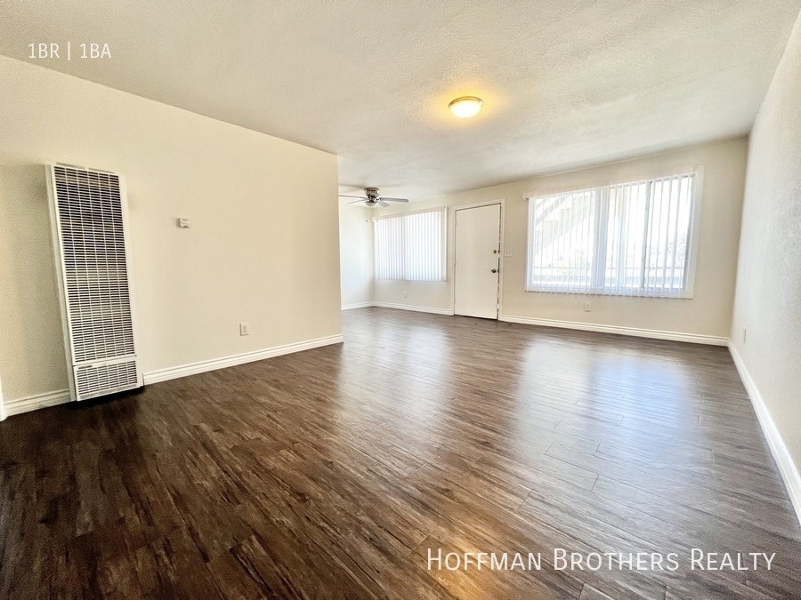 Building Photo - 4641 W Slauson Ave