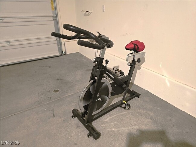 Building Photo - 487 Waterfall Cv Ct