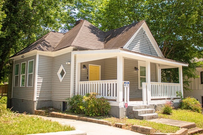 Primary Photo - 399 James P Brawley Dr NW