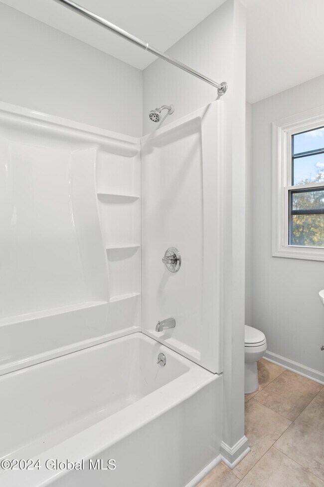Building Photo - 776 Pawling Ave