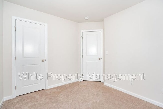 Building Photo - 929 Taybyn Rd