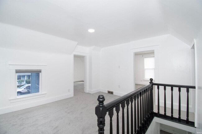Building Photo - 1629 Prairie St