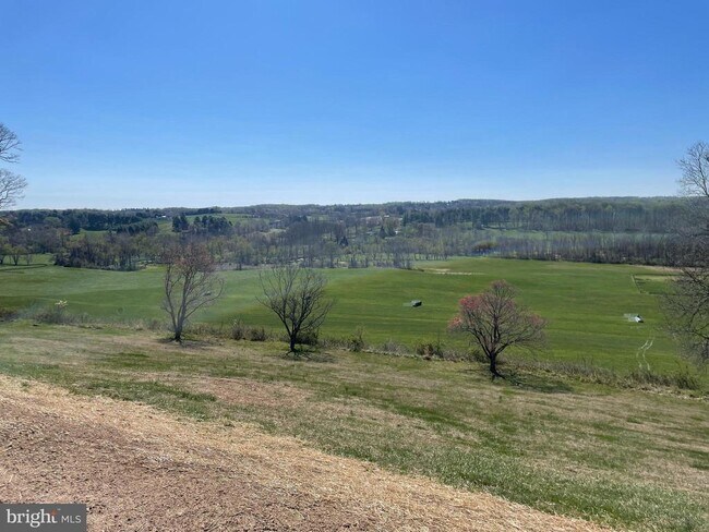 Building Photo - 2601 Butler Rd