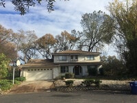 Building Photo - Gorgeous American River Canyon South home on cul-de-sac backing to Hinkle Creek Nature Area.