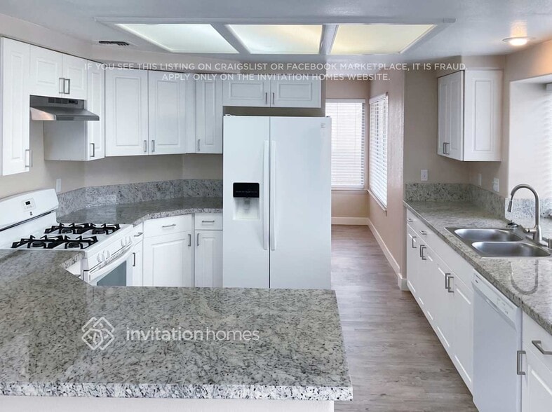 Building Photo - 8413 White Shore Cir