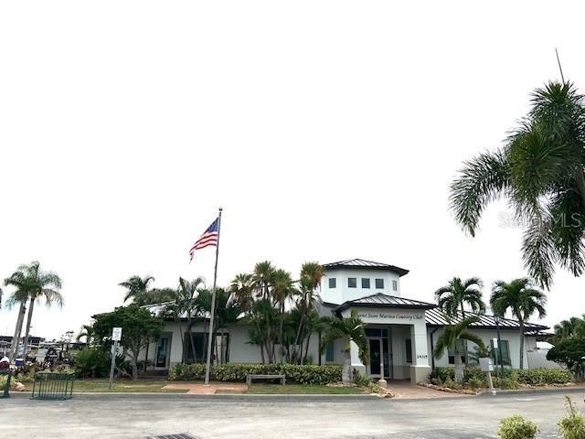 Building Photo - 1001 Islamorada Blvd