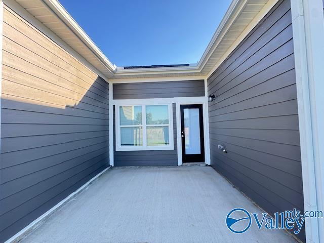 Building Photo - 121 Foster Wy Dr