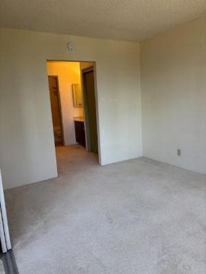 Building Photo - 1255 Nuuanu Ave