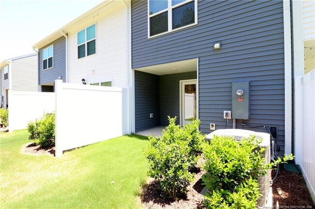 Building Photo - 8521 Beckett Chase Wy