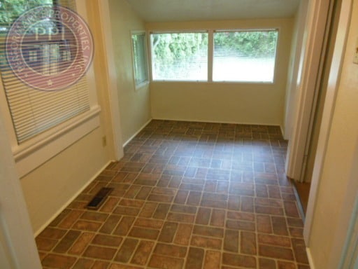 Building Photo - Charming Richmond Craftsman!  Big Backyard!!  Pet Friendly!