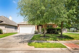 Building Photo - 2902 Lemmingham Dr