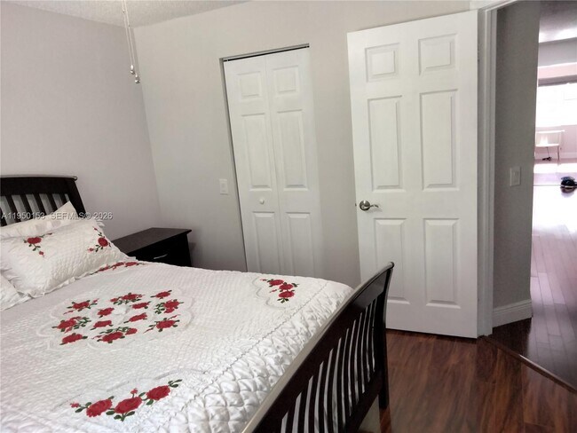 Building Photo - 1249 Allamanda Way