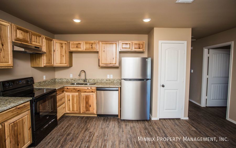 Building Photo - 2508 N Avenue P