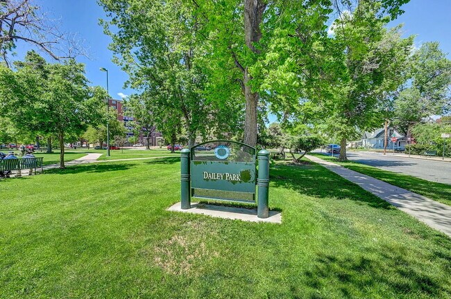 Building Photo - 54 Elati St