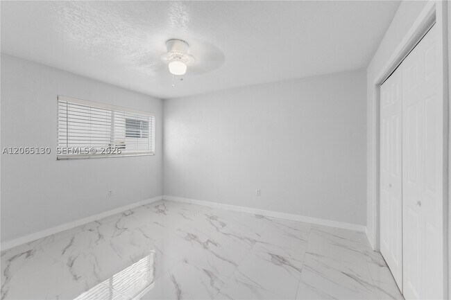 Building Photo - 1030 9th St