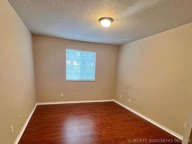 Building Photo - 2552 Marshfield Ct
