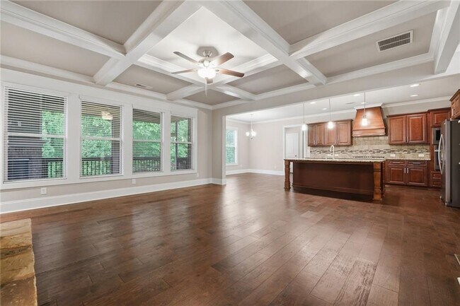 Building Photo - 710 Deer Holw Trce