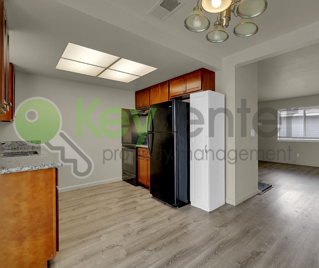 Building Photo - 6385 Bonham Cir