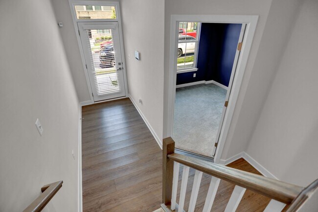 Building Photo - Luxury 4-Story Townhome with Rooftop Terrace!