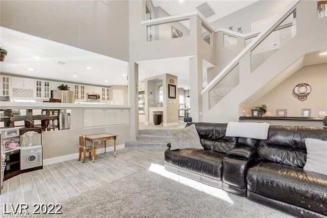 Building Photo - 7 Old Lake Cir