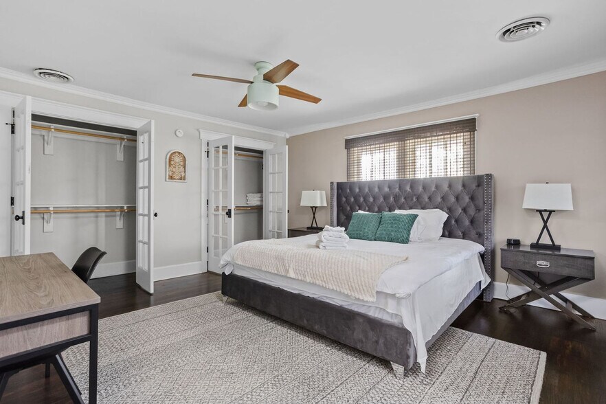 Building Photo - 1202 N New Jersey St